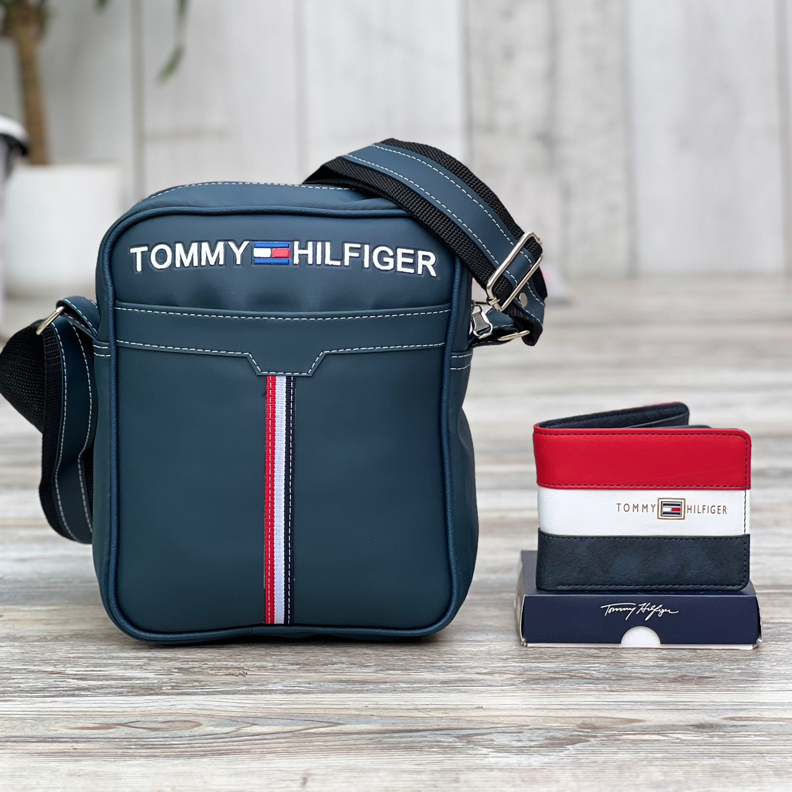 Bolso + Billetera Tommy