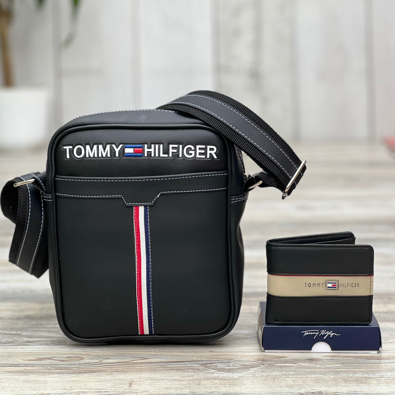 Bolso + Billetera Tommy